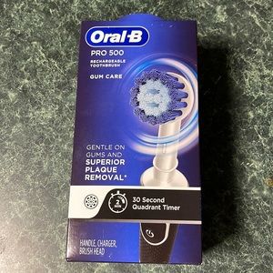 Oral B Pro 500 Rechargeable Toothbrush Gum Care New in box